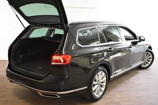 Volkswagen Passat Volkswagen Passat Variant GTE 218PK DSG HYBRID BUSINESS CAMERA/NAVI/MASSAGE*** - afbeelding nr 11