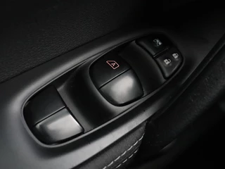 Nissan QASHQAI Nissan Qashqai 1.2 N-Connecta | Panoramadak | Trekhaak |  360 Camera | Navigatie | Bluetooth | Climate control | Cruise control - afbeelding nr 27