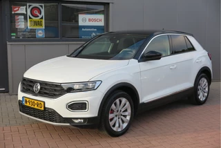 Volkswagen T-Roc Volkswagen T-Roc 2.0 TSI 190pk DSG 4Motion Sport , Virtual cockpit , Led verlichting, Trekhaak (afneembaar), Navigatie, Stoelverwarming,Achteruitrijcamera etc. Nieuwe APK - afbeelding nr 6