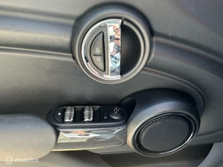MINI One Mini Mini 1.2 One, Airco, cruise, navigatie, 5 deurs, apk 08-01-2026 - afbeelding nr 15