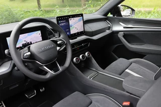 Škoda Kodiaq Škoda Kodiaq iV 1.5 TSI PHEV Sportline Pano/Matrix LED/DCC/ACC/Keyless/Camera/20