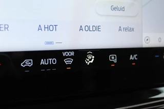 Ford Transit Ford Transit 330 2.0 TDCI L2H2 Trend | Laadruimtebetimmering | Navigatie | Adaptieve Cruise | 360 Camera - afbeelding nr 17