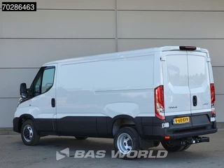 Iveco Daily Iveco Daily 35C21 3.0L Automaat L2H1 3,5t Trekhaak LED ACC Navi Airco Camera Parkeersensoren Euro6 L2 Laag dak 9m3 Airco Trekhaak - afbeelding nr 2
