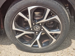 Toyota C-HR Toyota C-HR 1.8 Hybrid Executive | 24mnd Garantie | Incl. Beurt & APK | - afbeelding nr 13