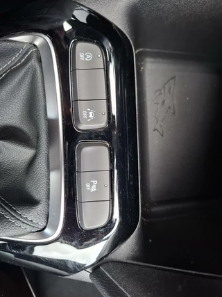 Opel Corsa Opel Corsa 1.2 Edition / NAVI / DAB / LANE ASS. / ENZ. - afbeelding nr 19