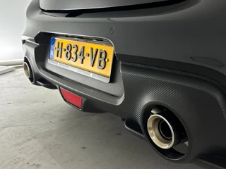 Suzuki Swift Suzuki Swift 1.4 Sport Smart Hybrid | Open Dak | Sportstoelen | 17'' L.M. Velgen - afbeelding nr 34
