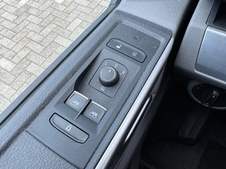 Volkswagen Transporter Volkswagen Transporter 2.0 TDI 150PK Automaat L2H1 / Dubbele schuifdeur / Carplay / Dea - afbeelding nr 16