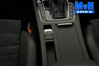 Volkswagen Passat Volkswagen Passat Variant 1.4 TSI GTE|LUXE!|VIRTUAL|PANO|LED - afbeelding nr 76