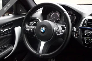 BMW 1 Serie BMW 1-Serie M140i Shadow | Alcantara - RWD - Navi Prof - H/K - afbeelding nr 13