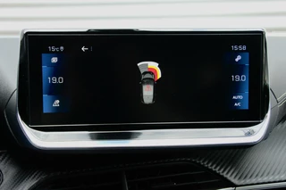 Peugeot 208 Peugeot 208 1.2 PureTech GT Automaat |PANORAMADAK, CARPLAY, ACC, VIRTUAL 3D, 360 CAMERA, STOELVERWARMING, KEYLESS, LED, PDC| - afbeelding nr 16