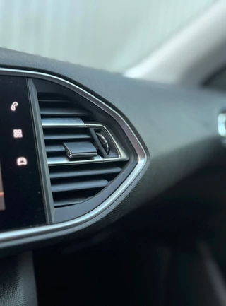 Peugeot 308 Peugeot 308 SW 1.2 PureTech Allure Automaat - afbeelding nr 39
