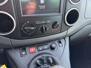 Citroën Berlingo Citroën Berlingo 110PK XTR | Navi | Camera | Trekhaak | Airco - afbeelding nr 24
