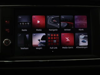 SEAT Leon SEAT Leon 2.0 TDI FR | Panoramadak | Virtual Cockpit | Maxton | Stoelverwarming | Adaptive cruise | Camera | Carplay | Sfeerverlichting | Full LED - afbeelding nr 23
