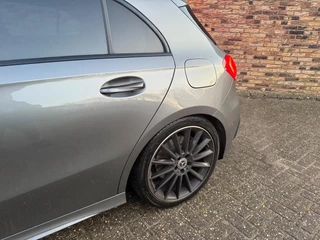 Mercedes-Benz A-Klasse Mercedes-Benz A-klasse A250 Aut. AMG pakket Pano Memory 90dkm - afbeelding nr 3