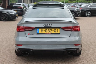 Audi RS3 Audi RS3 Limousine 2.5 TFSI quattro / Full option! / Panoramadak / Camera / RS Seats / 19'' / Matrix LED / Virtual Cockpit / B&O / DAB / Audi Magnetic Ride / Navigatie / Stoelverwarming / ACC - afbeelding nr 16