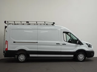 Ford Transit Ford Transit 310 105PK L3H2 Trend Navigatie Airco Parkeersensoren Bluetooth 3Zits Trekhaak Camera - afbeelding nr 5