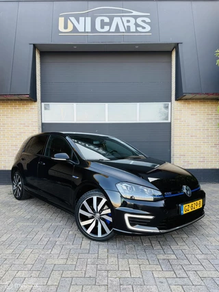 Volkswagen Golf - 511301754-0