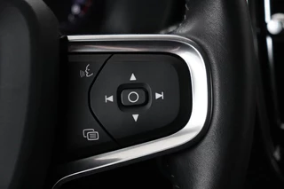 Volvo XC40 Volvo XC40 1.5 T3 Momentum Pro | Leder | Stoelverwarming |  Camera | Navigatie | PDC | Full LED | Climate control - afbeelding nr 16