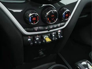 MINI Countryman (INCL-BTW) Aut. *PANO | HARMAN/KARDON-AUDIO | ADAPT.CRUISE | FULL-LED | KEYLESS | CROSS-FULL-LEATHER | NAVI-FULLMAP | CAMERA | ECC | PDC | SPORTSEATS | 18