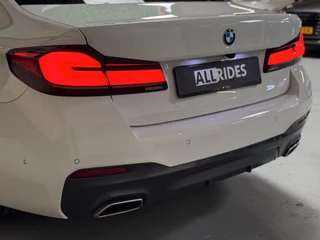 BMW 5 Serie BMW 5-serie 540 i High Executive | opendak | laser | keyless | memory seats - afbeelding nr 11