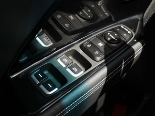 Kia e-Niro Kia e-Niro ExecutiveLine 64 kWh I 3-Fase I Schuifdak I Leder I JBL - afbeelding nr 17