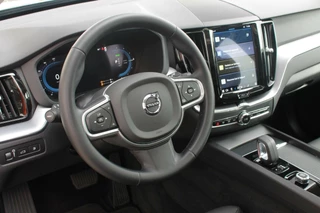 Volvo XC60 Volvo XC60 T6 Recharge AWD Inscription Exclusive | Panoramadak | Leder | Stoelverwarming | Parkeercamera | Keyless - afbeelding nr 27