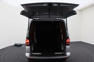 Volkswagen Transporter Airco, Cruise, Trekhaak, Navigatie, Bluetooth, PDC, 18'' - afbeelding nr 12