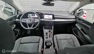 Volkswagen Golf Volkswagen Golf 1.5 eTSI STYLE 150PK/DSG/ACC/NAV/IQLIGHT/VOL - afbeelding nr 14
