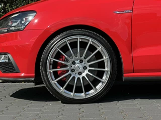 Volkswagen Polo Volkswagen Polo 1.8 TSI GTI, FACELIFT, NAVI, CRUISE, LED, ECC-AIRCO, STOELVERWARMING, PARKEERSENSOREN, LICHTMETAAL 17