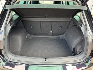 Volkswagen Tiguan Volkswagen Tiguan 1.5TSI 150PK DSG Elegance Camera ACC Carplay Navi - afbeelding nr 19