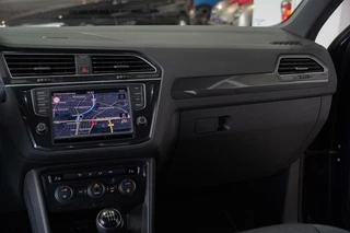 Volkswagen Tiguan Volkswagen Tiguan 1.4 TSI R Line Org NL 1ste Eig Trekhaak LED Dealer Onderhouden - afbeelding nr 15