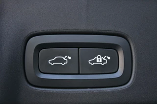 Volvo V90 Volvo V90 2.0 T4 Inscription 210pk | Lederen dashboard | Trekhaak - afbeelding nr 21
