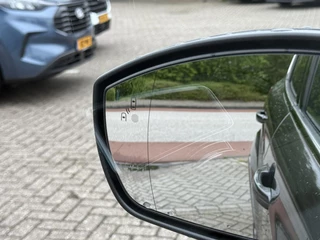 Ford Kuga Ford Kuga 1.5 Ecoboost Titanium Styling Pack 150pk | Trekhaak | Panoramadak | Touch Screen | Xenon | Achteruitrijcamera - afbeelding nr 31