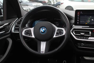 BMW iX3 BMW iX3 Exe. M Sport 80 kWh / SoH 99% / Trekhaak / Panoramadak / Camera / Leder / 20'' / DAB / Sfeerverlichting / Stoelverwarming / Cruise Control - afbeelding nr 18