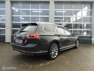 Volkswagen Passat Volkswagen Passat Variant 1.5 TSI R-Line Business + - afbeelding nr 6