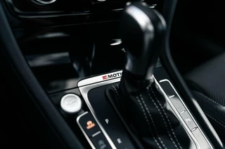 Volkswagen Golf Volkswagen Golf 2.0 TSI 4Motion R Pano Dynaudio Camera - afbeelding nr 44