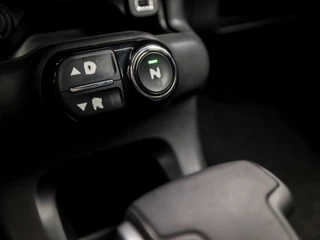 Citroën C4 Cactus Citroën C4 Cactus 1.2 e-VTi Feel Sport Automaat (GROOT NAVI, CRUISE, ELEK RAMEN, SPORTSTOELEN, BLUETOOTH, DAKRAILS, NIEUWSTAAT) - afbeelding nr 9