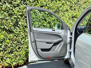 Mercedes-Benz GLE Mercedes GLE-klasse 500 e 4MATIC, AIRMATIC, ADAPTIVE CRUISE, LEDER, SCHUIFDAK, ECC-AIRCO - afbeelding nr 29