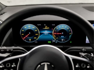 Mercedes-Benz B-Klasse 218Pk Automaat (APPLE CARPLAY, SFEERVERLICHTING, GROOT NAVI, WIDE SCREEN, CAMERA, LEDER, STOELVERWARMING, SPORTSTOELEN, KEYLESS, DAB+, ZWART HEMEL, NIEUWSTAAT) - afbeelding nr 23