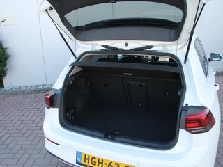 Volkswagen Golf Volkswagen Golf 1.4 eHybrid 204pk Style | Acc | Camera - afbeelding nr 24