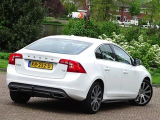 Volvo S60 Volvo S60 1.5 T2 122PK Nordic+ / R-Design / LED 2016 *NAP* - afbeelding nr 7
