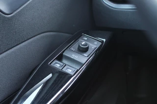 Volkswagen ID.3 Volkswagen ID.3 PRO 58 kWh | grote accu + snelladen! | Lichtmetaal 20'' | Parkeersensoren | Stoelverwarming | - afbeelding nr 17