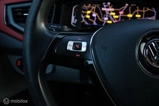 Volkswagen Polo Volkswagen Polo 1.0 TSI 90PK R-Line VIRTUAL BEATS NAVIGATIE - afbeelding nr 24