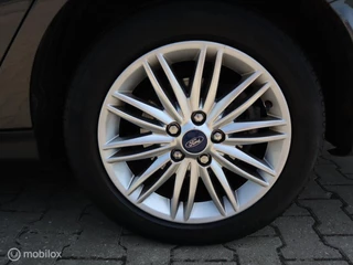 Ford Focus Ford Focus Wagon 125 PK H6 Chroom Trekhaak Lichtmetalen Velgen Parkeersensor - afbeelding nr 28