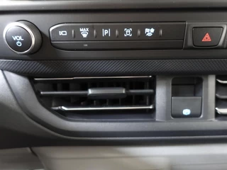 Ford Transit Custom Ford Transit Custom L2H1 Dubbele cabine 136pk Automaat Trend 2x Schuifdeur Navigatie Trekhaak Cruise control - afbeelding nr 29