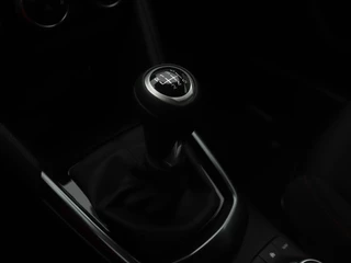 Mazda 2 Mazda 2 1.5 e-SkyActiv-G Homura met dakspoiler | demo voordeel - afbeelding nr 35