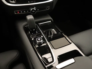 Volvo V60 Volvo V60 T6 PLUG-IN HYBRID LONG RANGE PLUS DARK 360GR CAM ACC BLIS HEAD-U - afbeelding nr 15