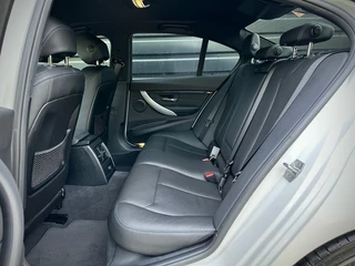 BMW 3 Serie BMW 3 Serie 320i M-PERFORMANCE VIRTUAL|M STOEL|LEDER|20'' M|CARPLAY - afbeelding nr 52