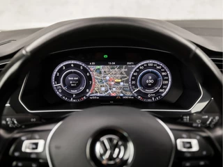 Volkswagen Tiguan 150Pk Automaat (VIRTUAL COCKPIT, APPLE CARPLAY, NAVIGATIE, KEYLESS, STOELVERWARMING, CLIMATE, SPORTSTOELEN, ADAPTIVE CRUISE, LED KOPLAMPEN, PARKEERSENSOREN, NIEUWE APK, NIEUWSTAAT) - afbeelding nr 8
