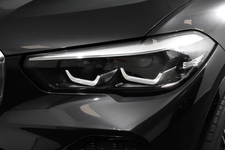 BMW X5 BMW X5 xDrive45e M Sport High Executive 394pk | Lederen Bekleding | Schuif-Panorama dak | Navigatie | Lichtmetalen velgen 20